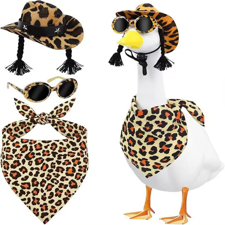 17/23Inch Porch Goose Statue Outfit with Western Cowboy Hat Glasses Bandana Lawn Goose Cow Leopard Hoilday Decor Costume Cosplay
17/23Inch Porch Goose Statue Outfit with Western Cowboy Hat Glasses Bandana Lawn Goose Cow Leopard Hoilday Decor Costume Cosplay