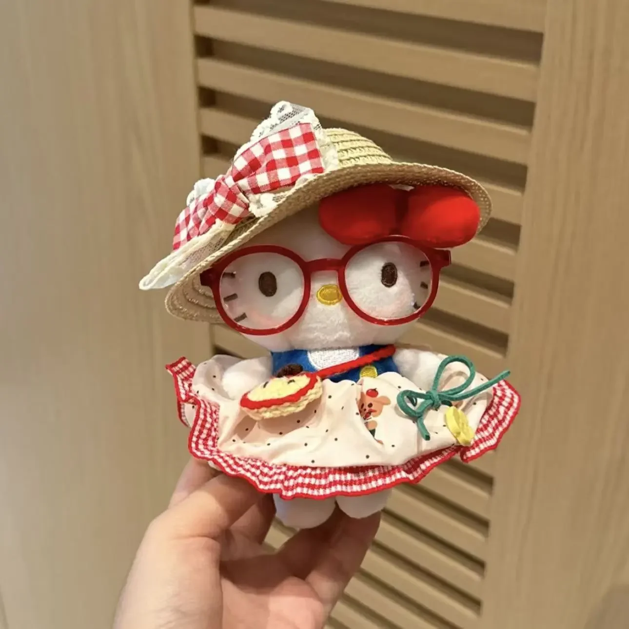 Sanrio Family Hello Kitty Bag Pendant Cartoon Cute Plush Doll Key Chain Doll Pendant Backpack Decoration
Sanrio Family Hello Kitty Bag Pendant Cartoon Cute Plush Doll Key Chain Doll Pendant Backpack Decoration