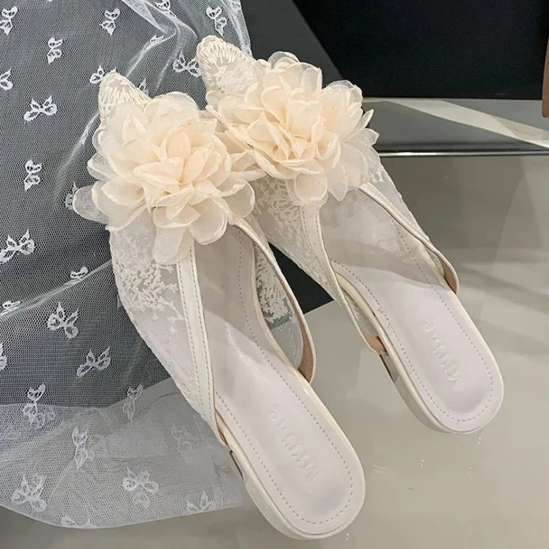 Mesh Embroidery Flower Design Flat Sandals Slippers Women Comfort Low Heel Breathable Mule Shoes Elegant Backless Dress Pumps
Mesh Embroidery Flower Design Flat Sandals Slippers Women Comfort Low Heel Breathable Mule Shoes Elegant Backless Dress Pumps