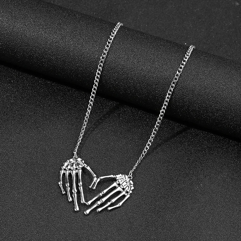 Personalized and Creative Gothic Punk Style Skeleton Hand Men's Pendant Necklace Hip-hop Collarbone Chain Niche Jewelry Angel
Personalized and Creative Gothic Punk Style Skeleton Hand Men's Pendant Necklace Hip-hop Collarbone Chain Niche Jewelry Angel