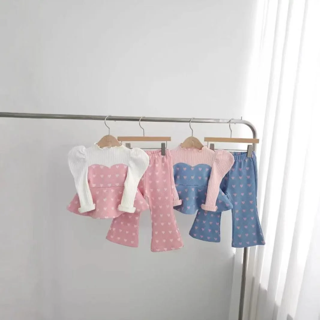 Kids Spring New Baby Casual Sports Clothes Set Girls Sweet Cute Puff Sleeve Tops + Flared Pants 2pcs Suit Infant Toddler Outfits
Kids Spring New Baby Casual Sports Clothes Set Girls Sweet Cute Puff Sleeve Tops + Flared Pants 2pcs Suit Infant Toddler Outfits