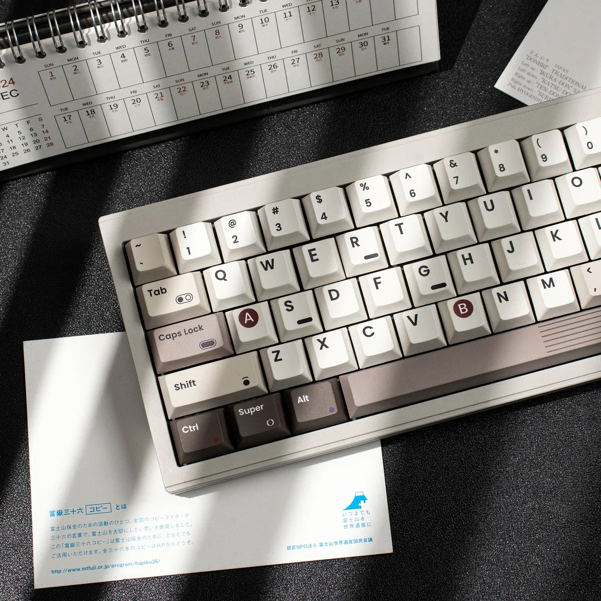 Game 1989 Theme Keycap Set 129key PBT Custom Retro Gray Keyboard Cap Cherry Profile Gaming KeyCap for Mechanical Keyboard Gift
Game 1989 Theme Keycap Set 129key PBT Custom Retro Gray Keyboard Cap Cherry Profile Gaming KeyCap for Mechanical Keyboard Gift