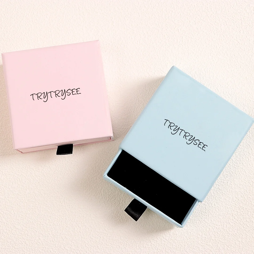 12 шт. подарочных коробок для ювелирных изделий с индивидуальным логотипом, для хранения и демонстрации колец и серег, упаковка на День святого Валентина
12 шт. подарочных коробок для ювелирных изделий с индивидуальным логотипом, для хранения и демонстрации колец и серег, упаковка на День святого Валентина