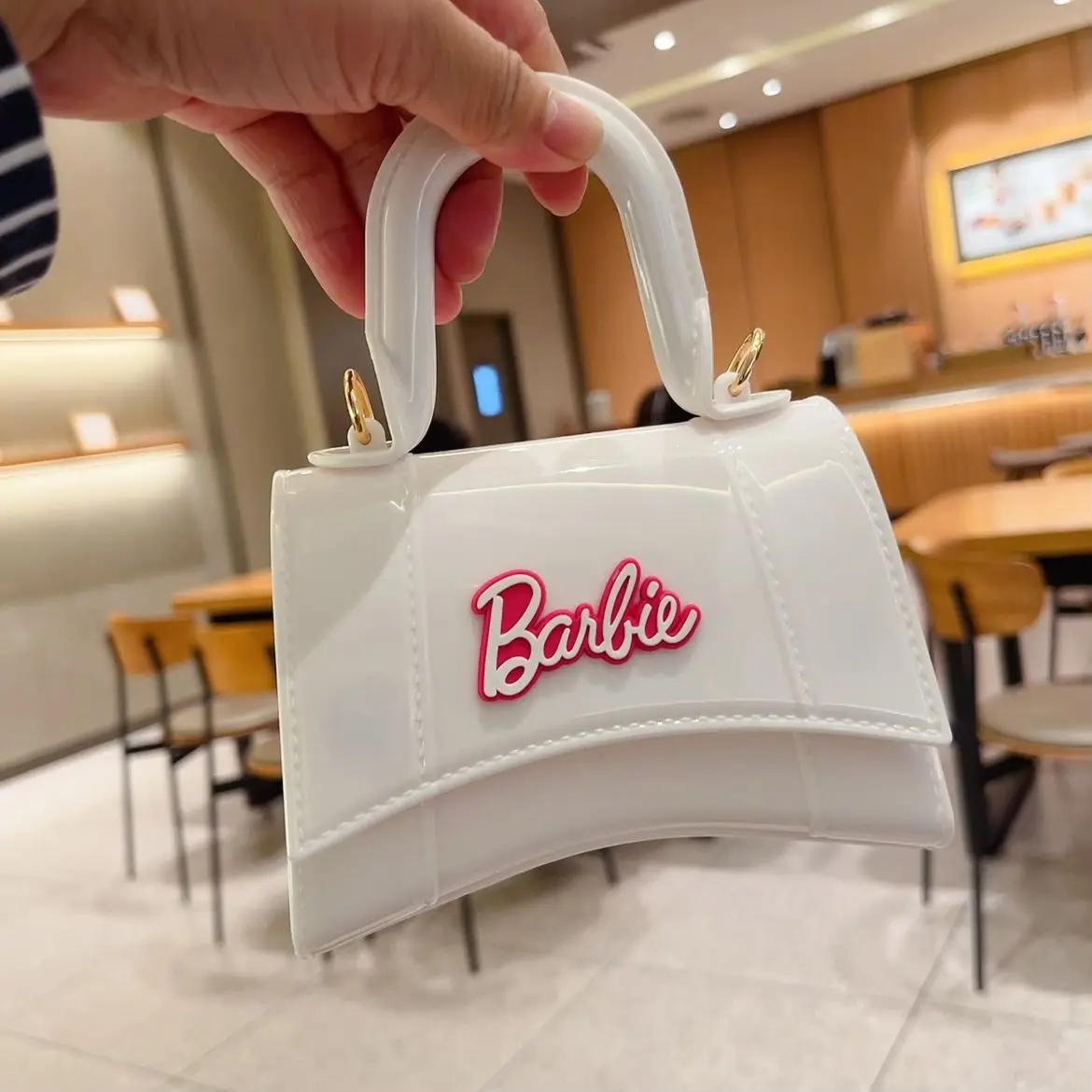 Anime Kawaii Barbie New Macaron Candy Color Jelly Bag Hand-held One Shoulder Sliver Children's Bag Coin Wallet for Girls Gifts
Anime Kawaii Barbie New Macaron Candy Color Jelly Bag Hand-held One Shoulder Sliver Children's Bag Coin Wallet for Girls Gifts