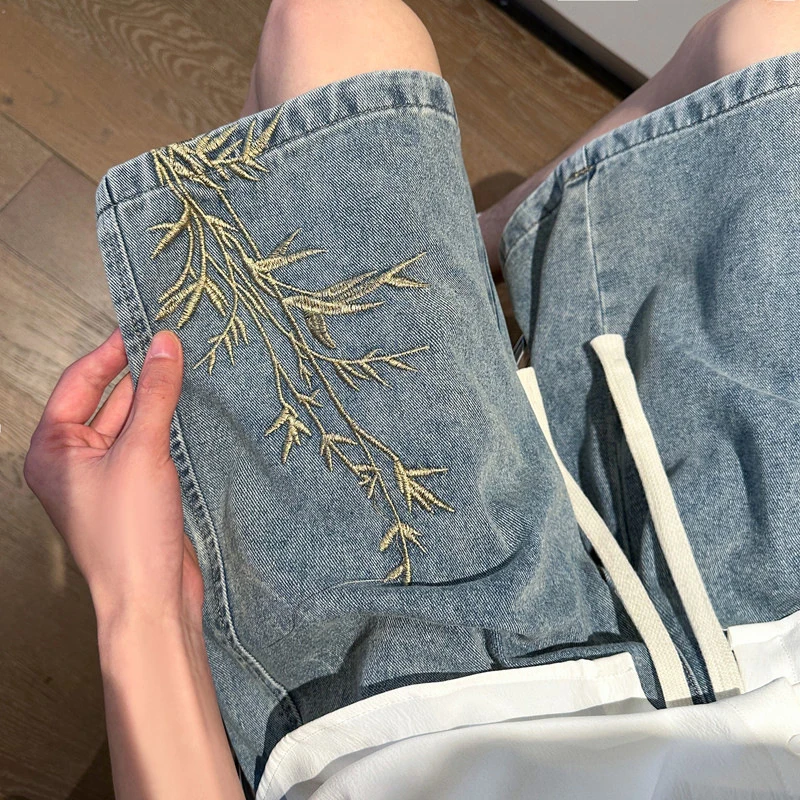 2025 Mens New Chinese Style Denim Shorts Summer Bamboo Embroidery Casual Five Inch Shorts Couple Streetwear Vintage Loose Fit Hi
2025 Mens New Chinese Style Denim Shorts Summer Bamboo Embroidery Casual Five Inch Shorts Couple Streetwear Vintage Loose Fit Hi