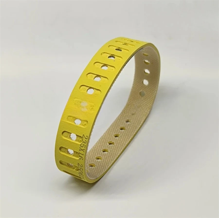 High Quality Yellow P7721771 Slotting Slow Down Belt 235X16X2.3mm 32 Holes For KBA 105 145 Offset Printing Parts
High Quality Yellow P7721771 Slotting Slow Down Belt 235X16X2.3mm 32 Holes For KBA 105 145 Offset Printing Parts