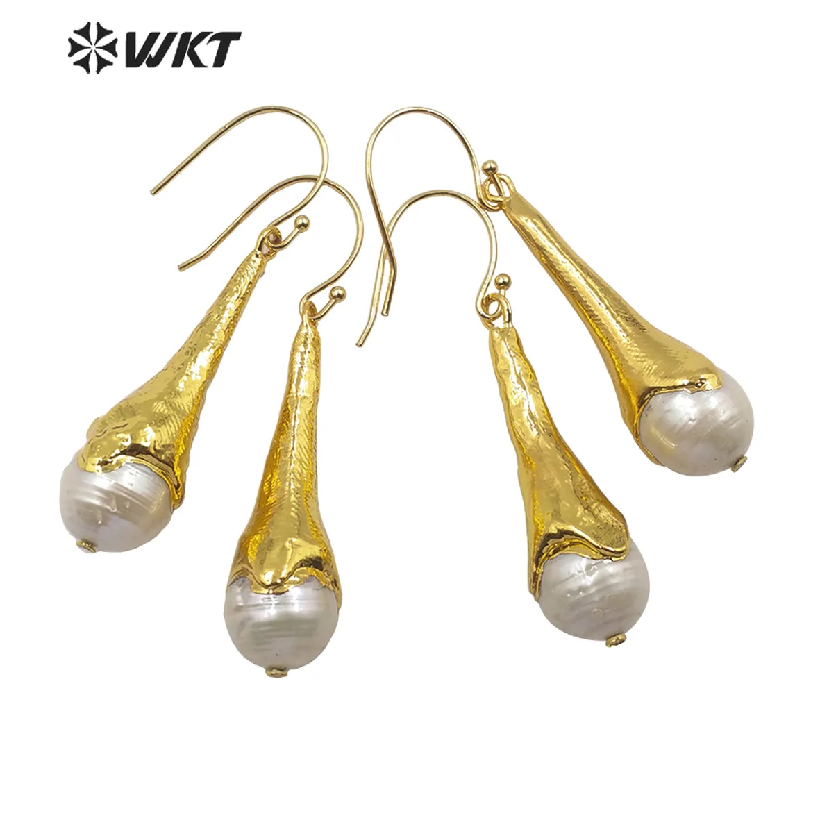 WT-MPE005 High Quality Natural Pearl Earring With Gold Electroplated Baroque Style For Woman Fashion Metal Jewelry Gift
WT-MPE005 High Quality Natural Pearl Earring With Gold Electroplated Baroque Style For Woman Fashion Metal Jewelry Gift
