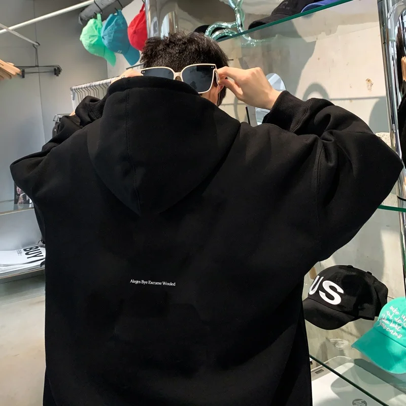 Мужское худи оверсайз 300 г/м²: Американский ретро-стиль, повседневная модная верхняя одежда для осени и зимы, свободный крой, комфортное.
Мужское худи оверсайз 300 г/м²: Американский ретро-стиль, повседневная модная верхняя одежда для осени и зимы, свободный крой, комфортное.