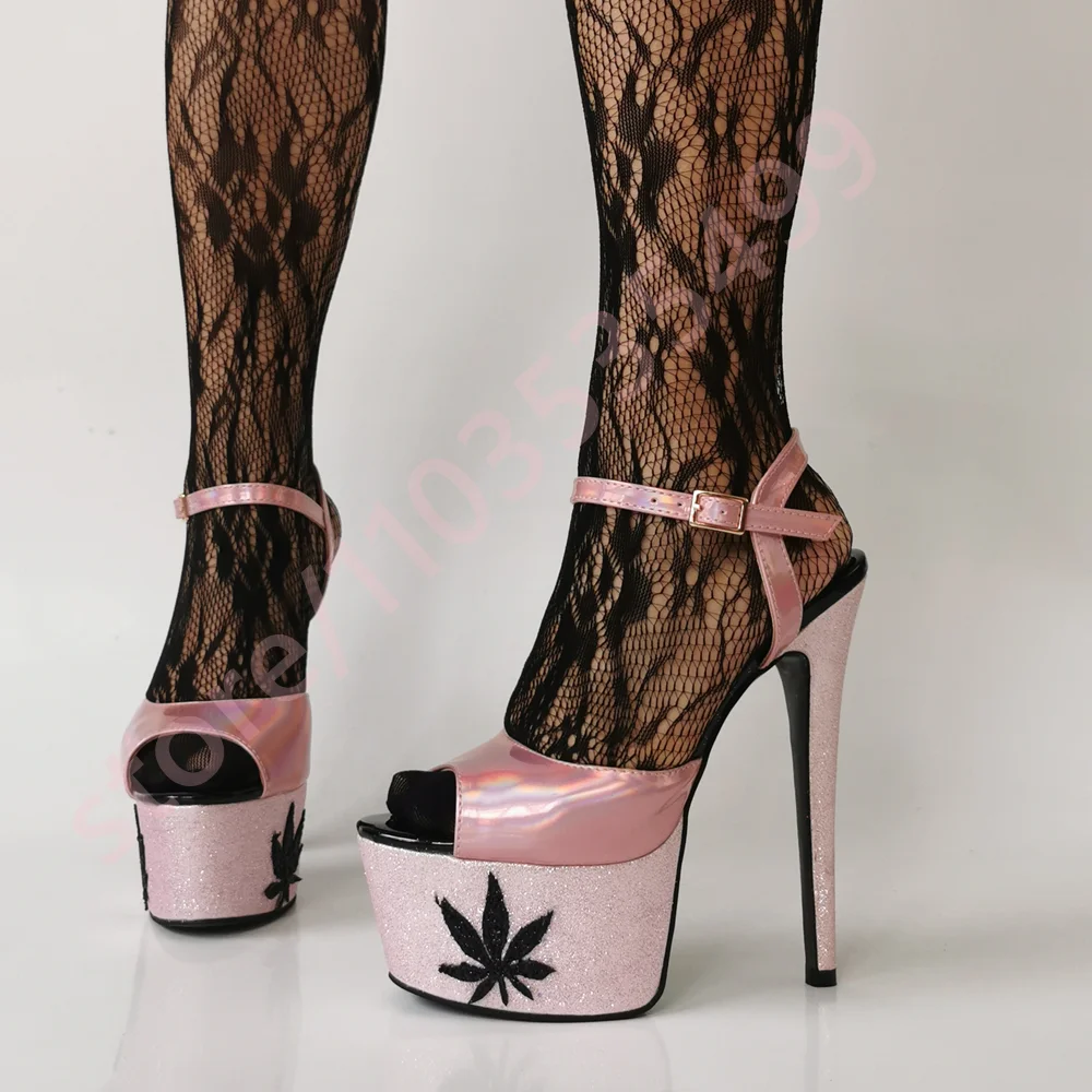 Summer Platform Sexy Ladies Catwalk Sandals 2025 New Thin High Heels Black/pink Fashion Party Casual Buckle Peep Toe Sandals
Summer Platform Sexy Ladies Catwalk Sandals 2025 New Thin High Heels Black/pink Fashion Party Casual Buckle Peep Toe Sandals