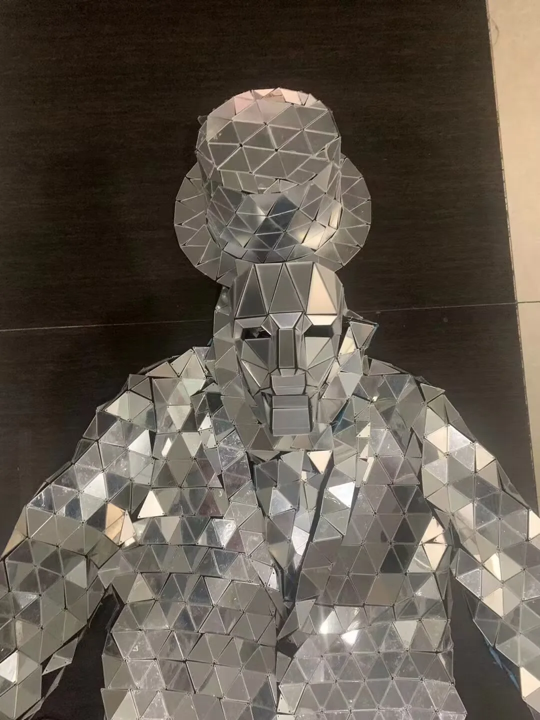 Mirror Costume Event Robot suit Costume For Mens DJ party Performance Dance Party Entertainment show Carnival outfit
Mirror Costume Event Robot suit Costume For Mens DJ party Performance Dance Party Entertainment show Carnival outfit