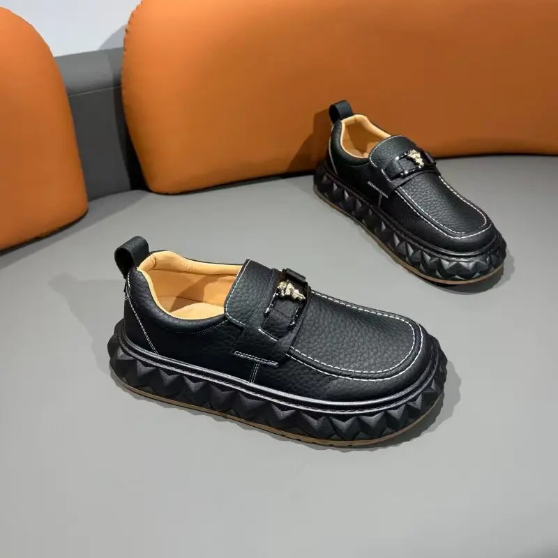 Men's lightweight business casual shoes, outdoor casual running shoes
Men's lightweight business casual shoes, outdoor casual running shoes