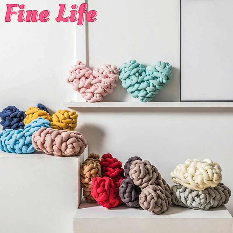 Modern Simplicity Living Room Sofa Back Cushion Home Decoration Hand Woven INS Nordic Style Heart-shaped Pillow Shooting Prop
Modern Simplicity Living Room Sofa Back Cushion Home Decoration Hand Woven INS Nordic Style Heart-shaped Pillow Shooting Prop