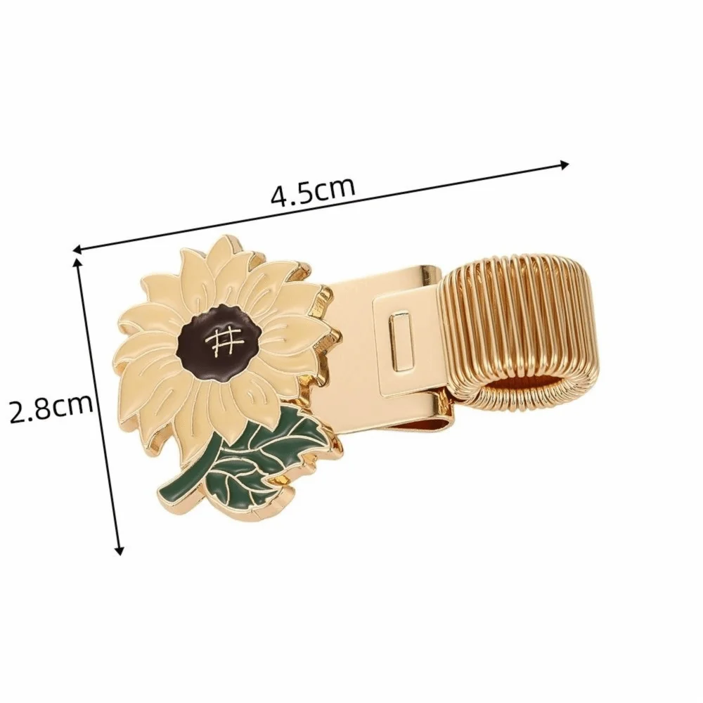 Creative Metal Metal Pen Holder Flower Retro Pen Clip Journal Clip School
Creative Metal Metal Pen Holder Flower Retro Pen Clip Journal Clip School