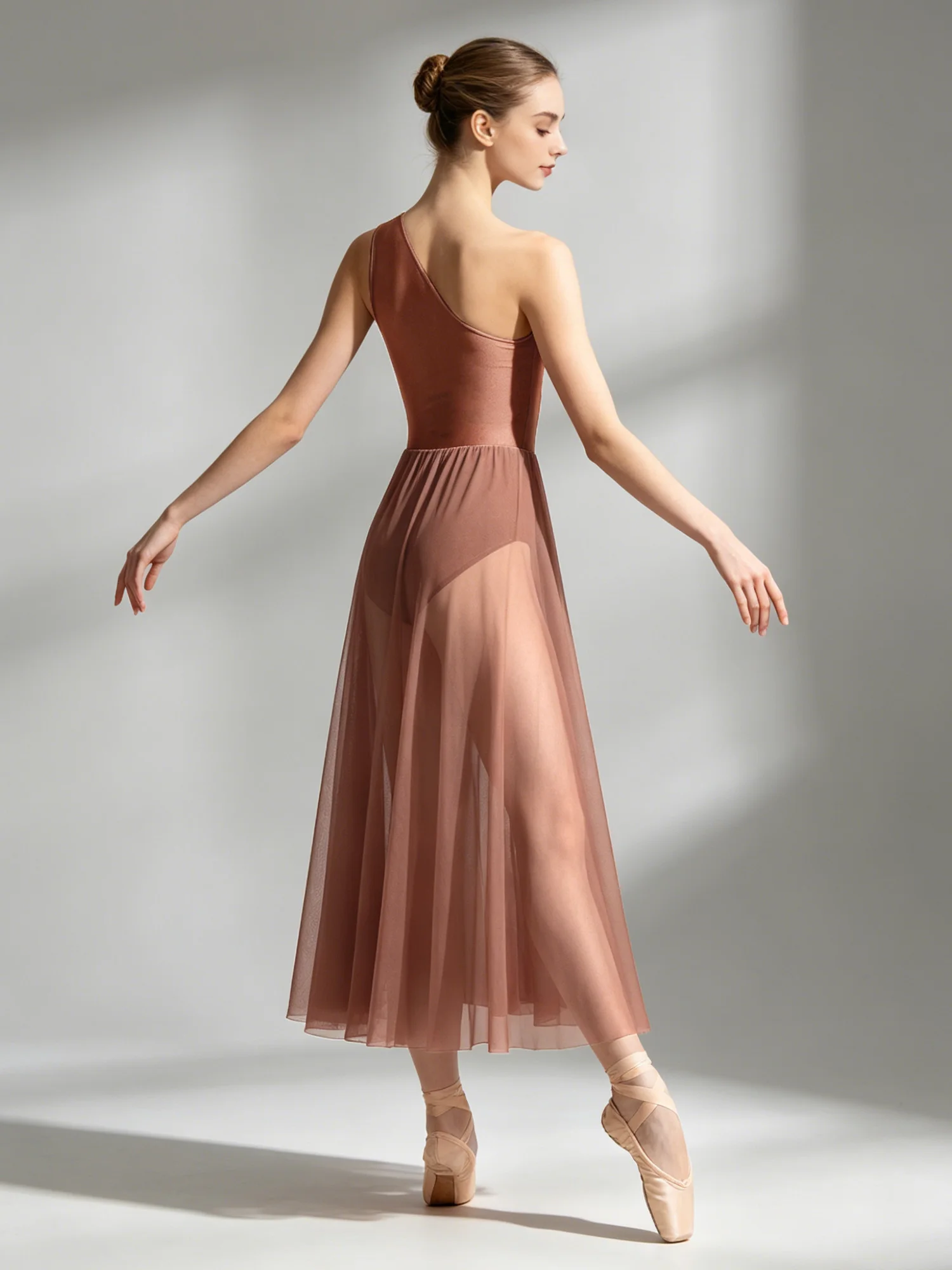 Women Lyrical Dance Dress Rhinestone Sleeveless One Shoulder Leotard with Split Mesh Skirt One-piece Jumpsuit Flowy Dancewear
Women Lyrical Dance Dress Rhinestone Sleeveless One Shoulder Leotard with Split Mesh Skirt One-piece Jumpsuit Flowy Dancewear