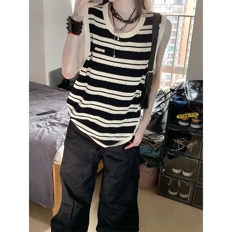 Oversize Hole Striped O Neck Sleeveless Sweater Vest Summer Y2k Pullovers Sueter Contrast Color High Street Women Knitted
Oversize Hole Striped O Neck Sleeveless Sweater Vest Summer Y2k Pullovers Sueter Contrast Color High Street Women Knitted