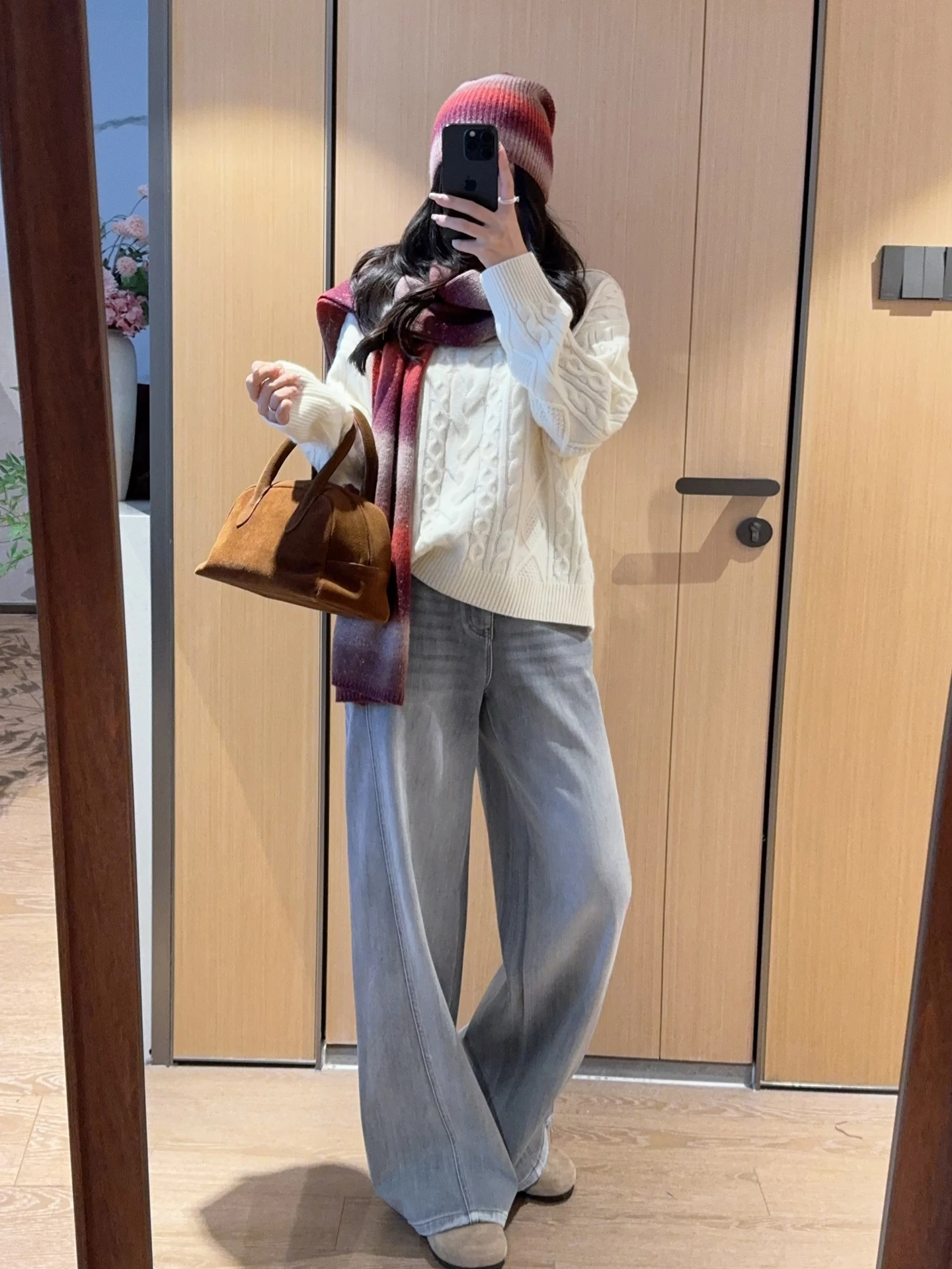 Retro Light Grey Denim High Waist Loose Wide Leg Pants Women Fashionable Spring New Style Casual Cotton Straight Cut Trousers
Retro Light Grey Denim High Waist Loose Wide Leg Pants Women Fashionable Spring New Style Casual Cotton Straight Cut Trousers