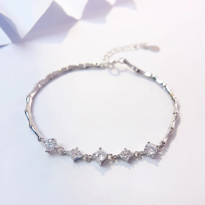 S925 Sterling Silver Bracelet Premium Crystal Zircon Lucky Bracelet Women Engagement Charm Luxury Jewelry Gift
S925 Sterling Silver Bracelet Premium Crystal Zircon Lucky Bracelet Women Engagement Charm Luxury Jewelry Gift