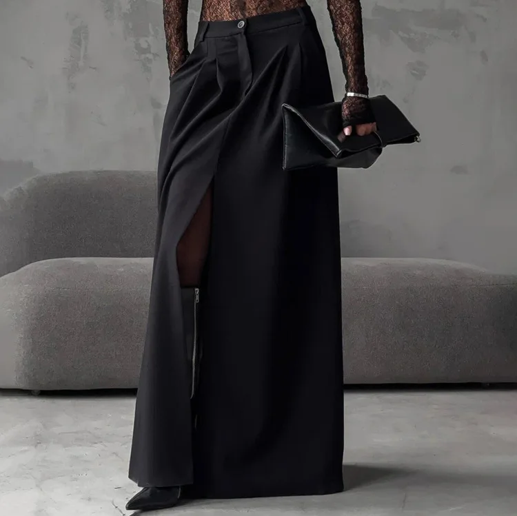 2026 New Ladies Elegant Classic Solid Slit Skirt Casual High Waist Maxi Skirts Fashion Loose Black Women's Skirt Female Clothing
2026 New Ladies Elegant Classic Solid Slit Skirt Casual High Waist Maxi Skirts Fashion Loose Black Women's Skirt Female Clothing