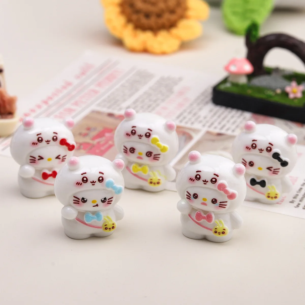 2 шт. miniso 3d сумка kt мультфильм аксессуары из смолы diy мусорный чехол подвески ручной работы миниатюрные матеилы ювелирные изделия ремесла поставки
2 шт. miniso 3d сумка kt мультфильм аксессуары из смолы diy мусорный чехол подвески ручной работы миниатюрные матеилы ювелирные изделия ремесла поставки