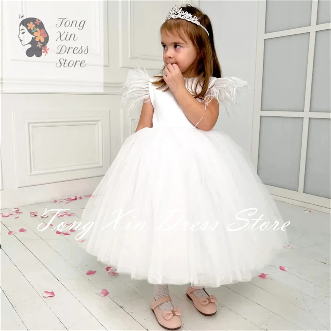 Белые платья с цветочным узором для девочек на свадьбу, день рождения, тюлевые платья с жемчугом и рукавами для первого причастия
Белые платья с цветочным узором для девочек на свадьбу, день рождения, тюлевые платья с жемчугом и рукавами для первого причастия