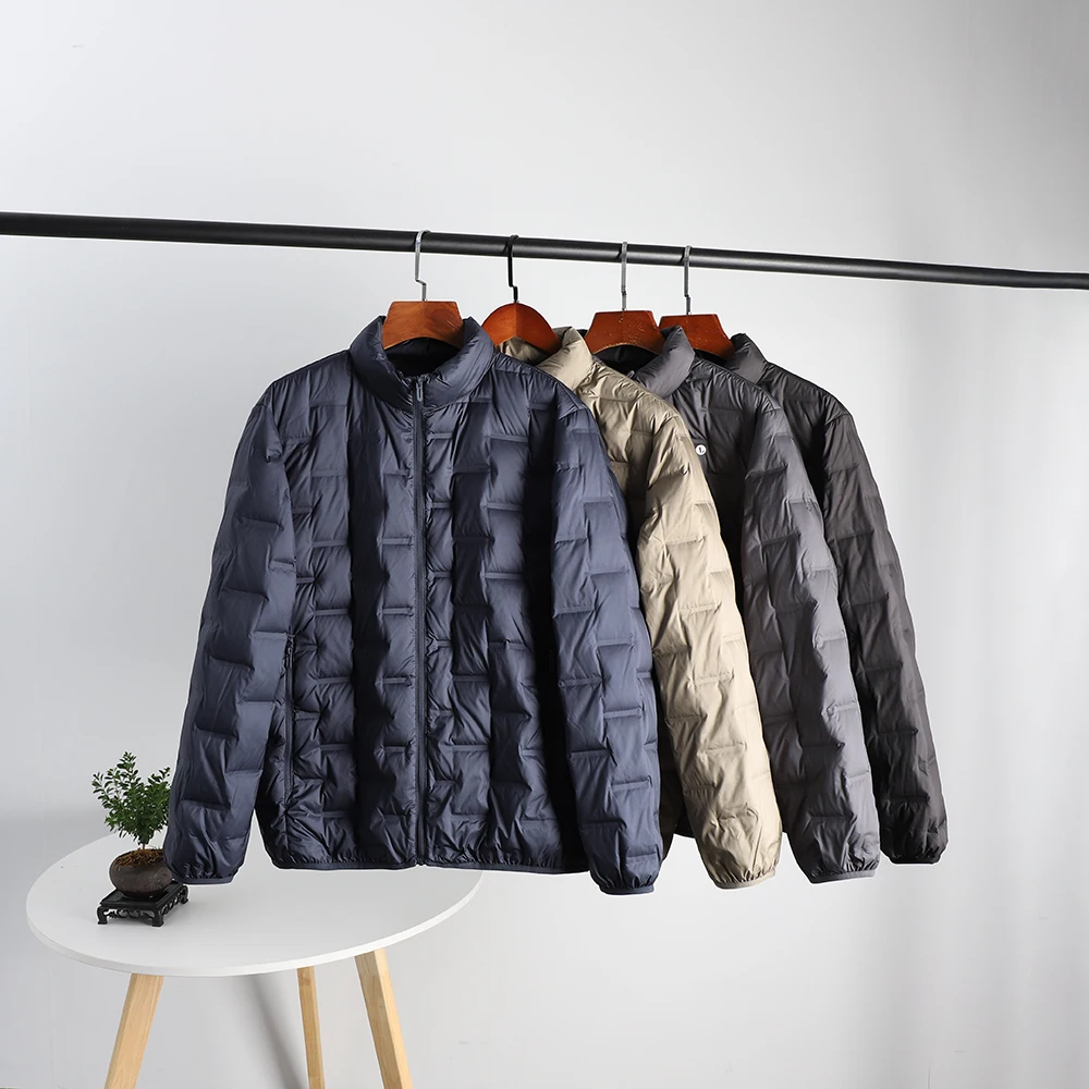 Мужская легкая однотонная повседневная куртка-пуховик с воротником-стойкой, осенне-зимняя, модная, без видимых швов, из полиэфирного волокна Polartec
Мужская легкая однотонная повседневная куртка-пуховик с воротником-стойкой, осенне-зимняя, модная, без видимых швов, из полиэфирного волокна Polartec