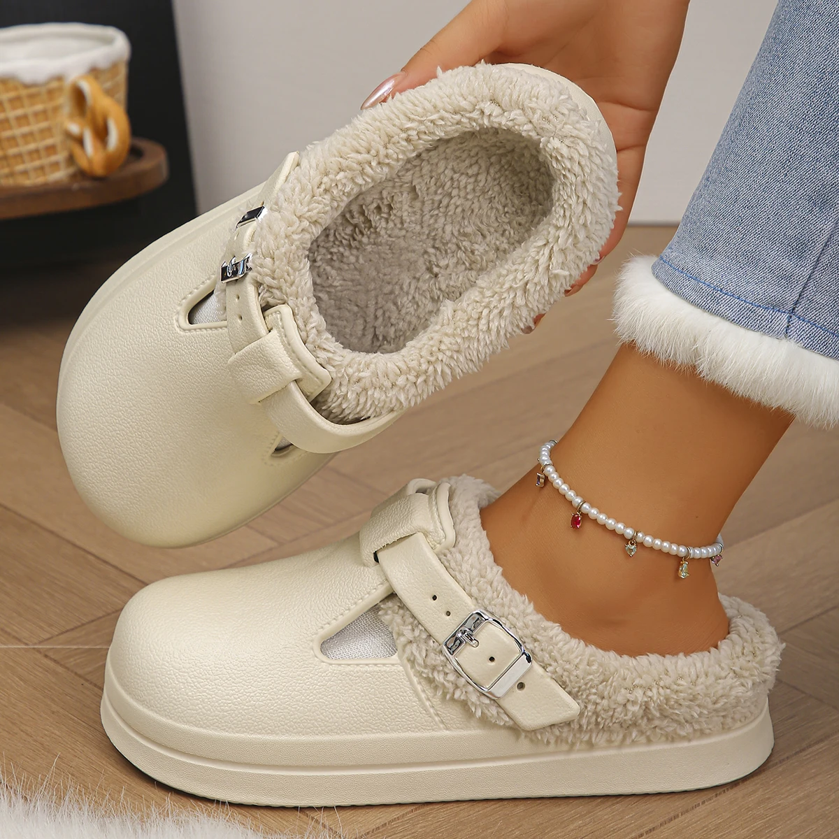Warm Plush Birken Slippers for Women 2026 Winter Soft Sole Cotton Padded Furry Mules Shoes Woman Waterproof Non Slip EVA Slides
Warm Plush Birken Slippers for Women 2026 Winter Soft Sole Cotton Padded Furry Mules Shoes Woman Waterproof Non Slip EVA Slides