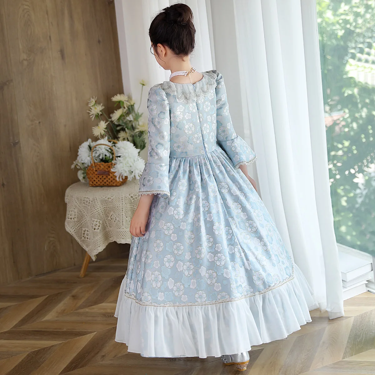 Girls Rococo Court Suit Noble Princess Costume Kids Party Masquerade Drama Fancy Victorian Dress
Girls Rococo Court Suit Noble Princess Costume Kids Party Masquerade Drama Fancy Victorian Dress