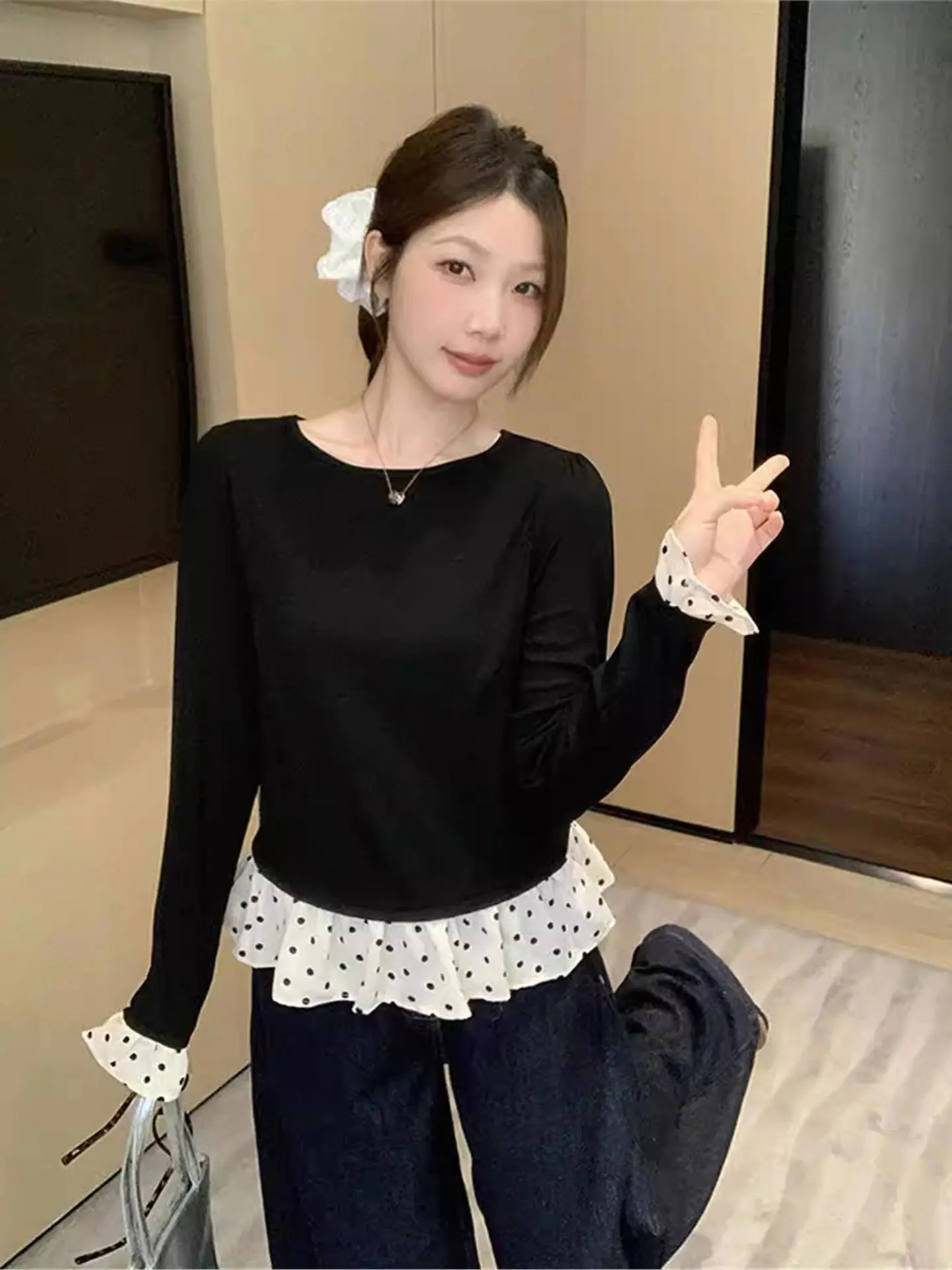 Женская футболка в горошек с длинным рукавом, приталенная, весна 2026, повседневный топ с кружевным подолом, доступны большие размеры
Женская футболка в горошек с длинным рукавом, приталенная, весна 2026, повседневный топ с кружевным подолом, доступны большие размеры