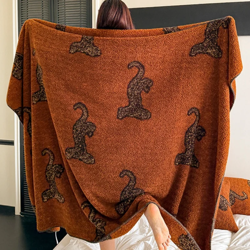 Retro Tiger Knitted Blanket Brown Bedspread Modern Orange Decorative For Sofa Throw Warm Living Room Bedding Home Decorations
Retro Tiger Knitted Blanket Brown Bedspread Modern Orange Decorative For Sofa Throw Warm Living Room Bedding Home Decorations