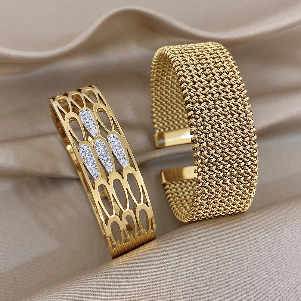 Classic Geometric Mesh Hollow Stainless Steel Wide Bangle for Women Zircon Golden Waterproof Spring Open Bracelet Daily Jewelry
Classic Geometric Mesh Hollow Stainless Steel Wide Bangle for Women Zircon Golden Waterproof Spring Open Bracelet Daily Jewelry