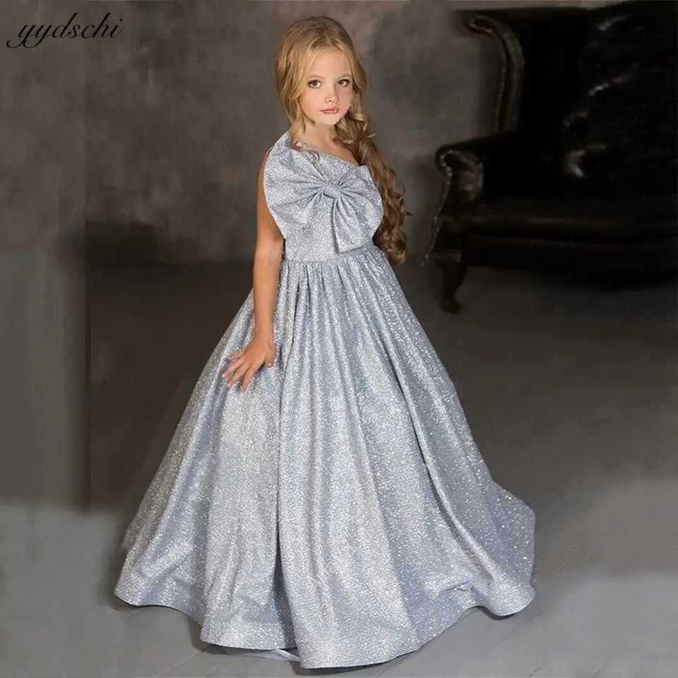 Sparkling Glitter One Shoulder Flower Girl Dresses For Wedding 2023 A-Line Birthday Party Sleeveless Communion Gowns With Bow
Sparkling Glitter One Shoulder Flower Girl Dresses For Wedding 2023 A-Line Birthday Party Sleeveless Communion Gowns With Bow