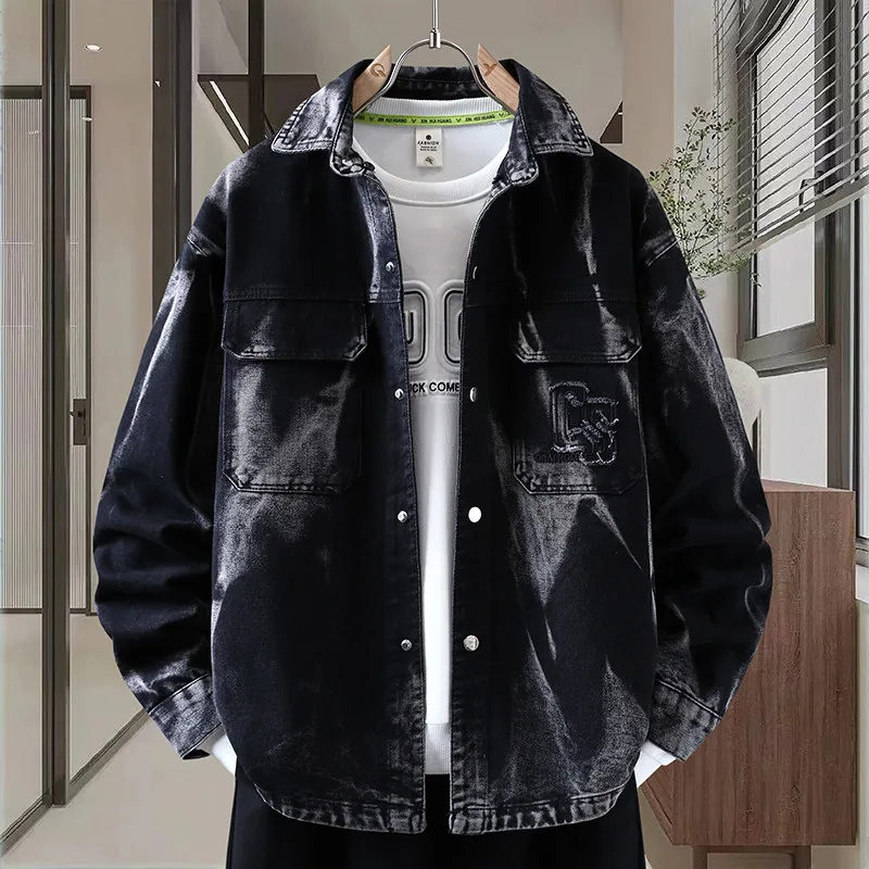 Мужская джинсовая куртка в стиле ретро, весенняя, модная, с вышивкой букв, воротник-стойка, верхняя одежда
Мужская джинсовая куртка в стиле ретро, весенняя, модная, с вышивкой букв, воротник-стойка, верхняя одежда