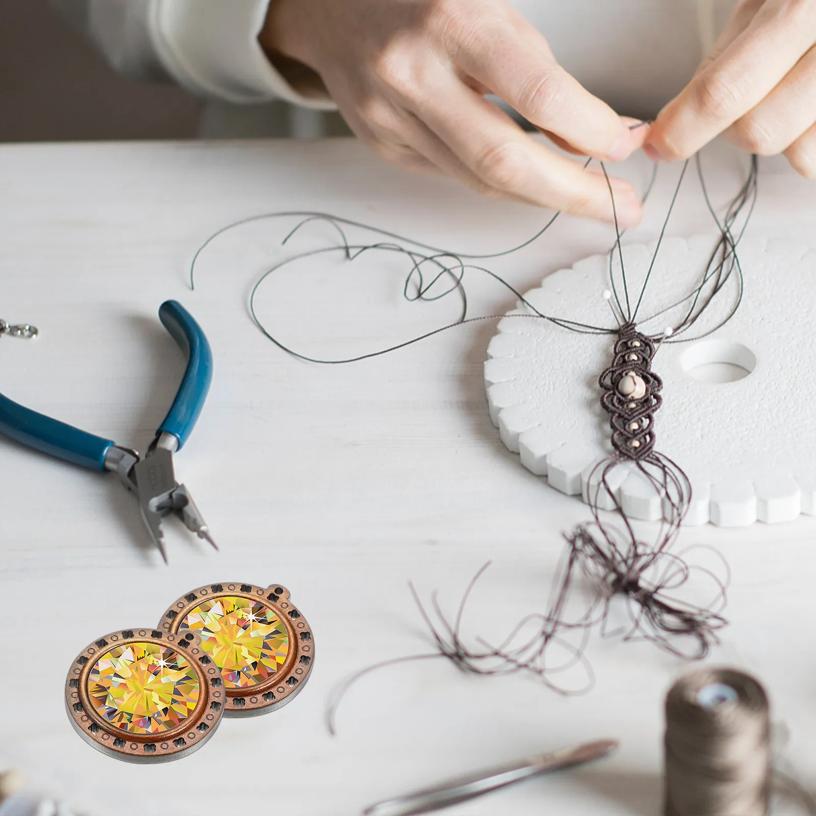 20Pcs Wood Pendant Bezel Jewelry Making Base Round Wooden Jewelry Tray Smooth Safe Perfect for Birthdays Weddings
20Pcs Wood Pendant Bezel Jewelry Making Base Round Wooden Jewelry Tray Smooth Safe Perfect for Birthdays Weddings