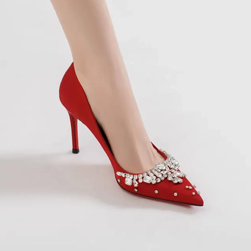 Classical Elegant Red Black High Heels Women Heels Wedding Shoes 2026
Classical Elegant Red Black High Heels Women Heels Wedding Shoes 2026