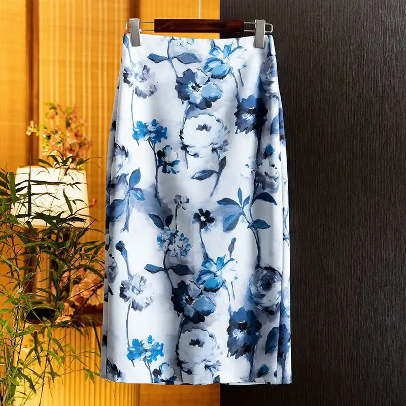 2025 Spring Summer Women High Waisted Blue Floral Pattern Slim Pencil Skirt , Woman European Style Elegant Skirts
2025 Spring Summer Women High Waisted Blue Floral Pattern Slim Pencil Skirt , Woman European Style Elegant Skirts