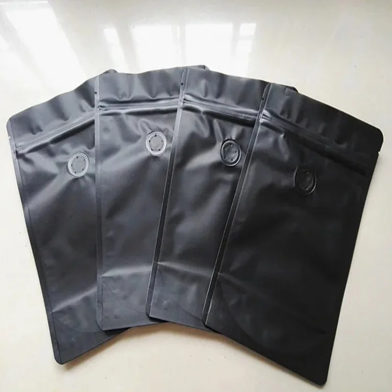 50pcs Stand up Valve Matt Black/White Aluminum Foil Ziplock Bag Coffee Beans Storage Bag One-way Valve Moistureproof Pack Bags
50pcs Stand up Valve Matt Black/White Aluminum Foil Ziplock Bag Coffee Beans Storage Bag One-way Valve Moistureproof Pack Bags