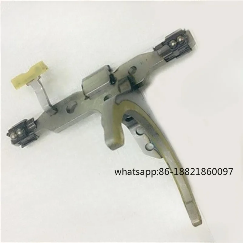 Комплект вилок обратного переключения передач автомобиля, прямые продажи DL501 0B5
Комплект вилок обратного переключения передач автомобиля, прямые продажи DL501 0B5