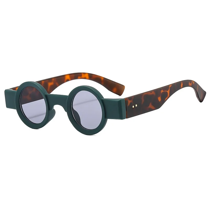New Small Round Sunglasses Vintage Designer Women Clear Lens Fashion Punk Sun Glasses Frame Shades UV400 Men Luxury Male Female
New Small Round Sunglasses Vintage Designer Women Clear Lens Fashion Punk Sun Glasses Frame Shades UV400 Men Luxury Male Female