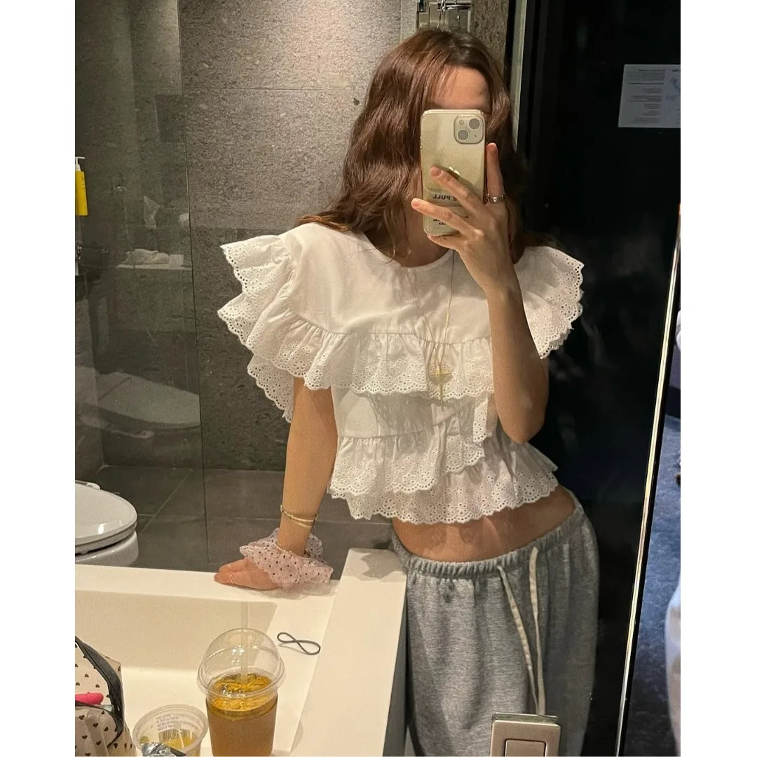 Two-Tone Layered Ruffle Splice round Neck Back-Tie Top Korean Style Spring Autumn Winter Women's Sweater School Street Style
Two-Tone Layered Ruffle Splice round Neck Back-Tie Top Korean Style Spring Autumn Winter Women's Sweater School Street Style