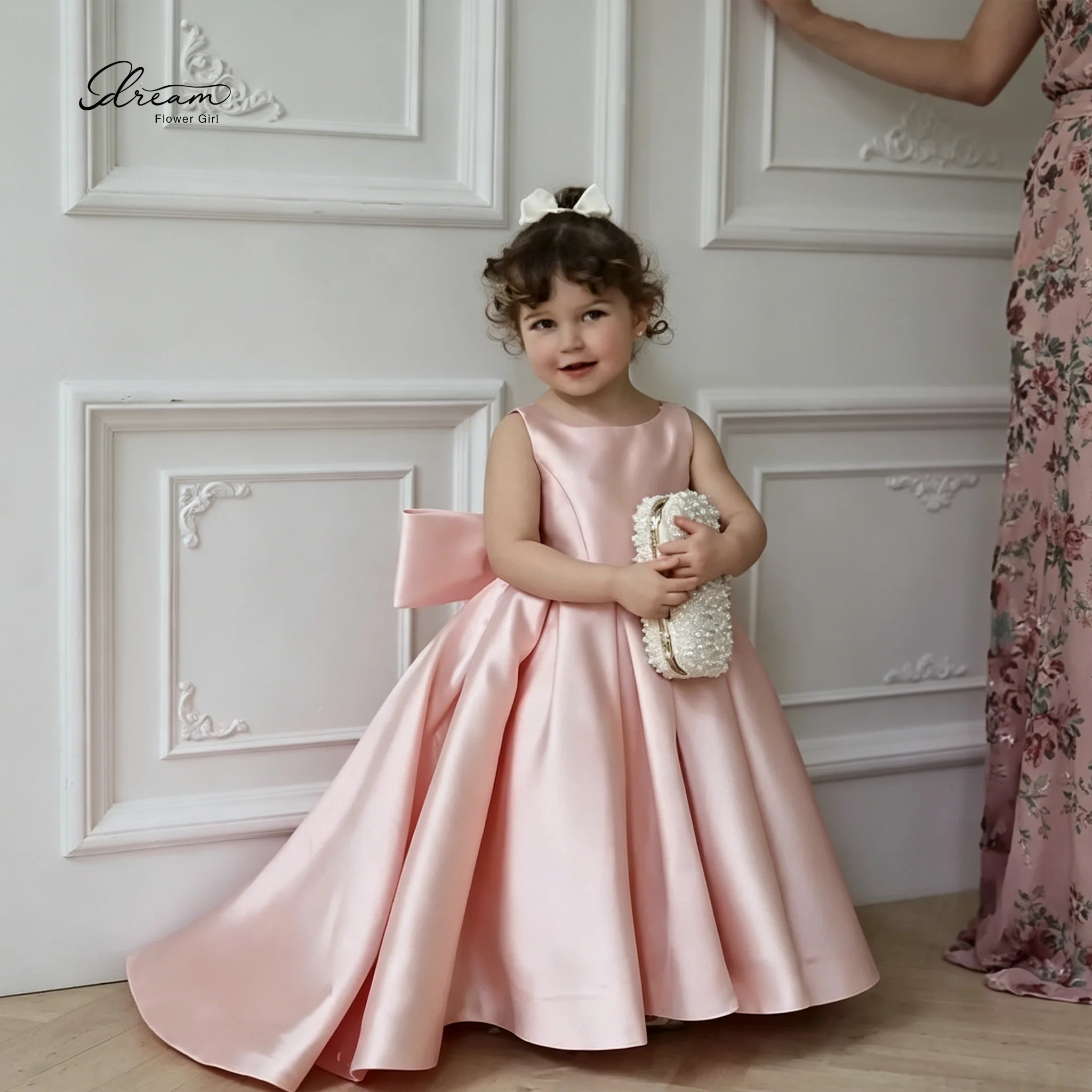Dusty Pink Satin Flower Girl Dress Floor-Length Formal Gown with Back Bow Design Featuring a Bow-Adorned Full Skirt Ideal
Dusty Pink Satin Flower Girl Dress Floor-Length Formal Gown with Back Bow Design Featuring a Bow-Adorned Full Skirt Ideal