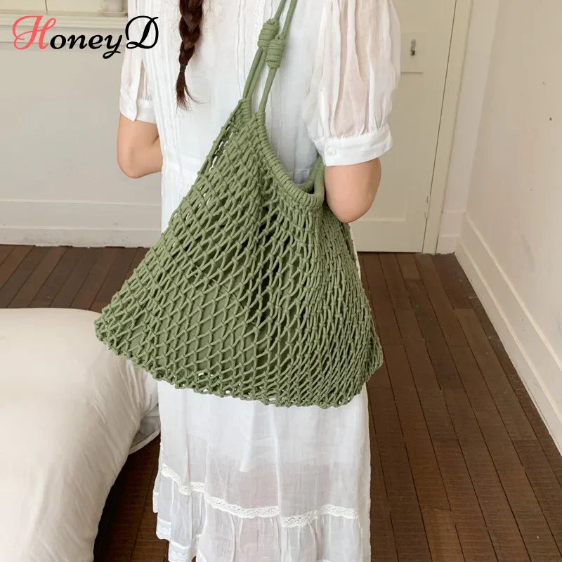 Hollow Out Crochet Beach Bag Women High-capacity Simple Shoulder Bags Vintage Y2k Aesthetic Fashion Solid Underarm Bag
Hollow Out Crochet Beach Bag Women High-capacity Simple Shoulder Bags Vintage Y2k Aesthetic Fashion Solid Underarm Bag