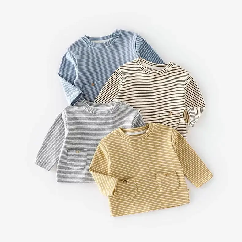 Детские весенне-осенние нижние рубашки, новинка 2023 года, корейский модный повседневный топ в полоску с длинными рукавами и карманами для девочек и мальчиков
Детские весенне-осенние нижние рубашки, новинка 2023 года, корейский модный повседневный топ в полоску с длинными рукавами и карманами для девочек и мальчиков