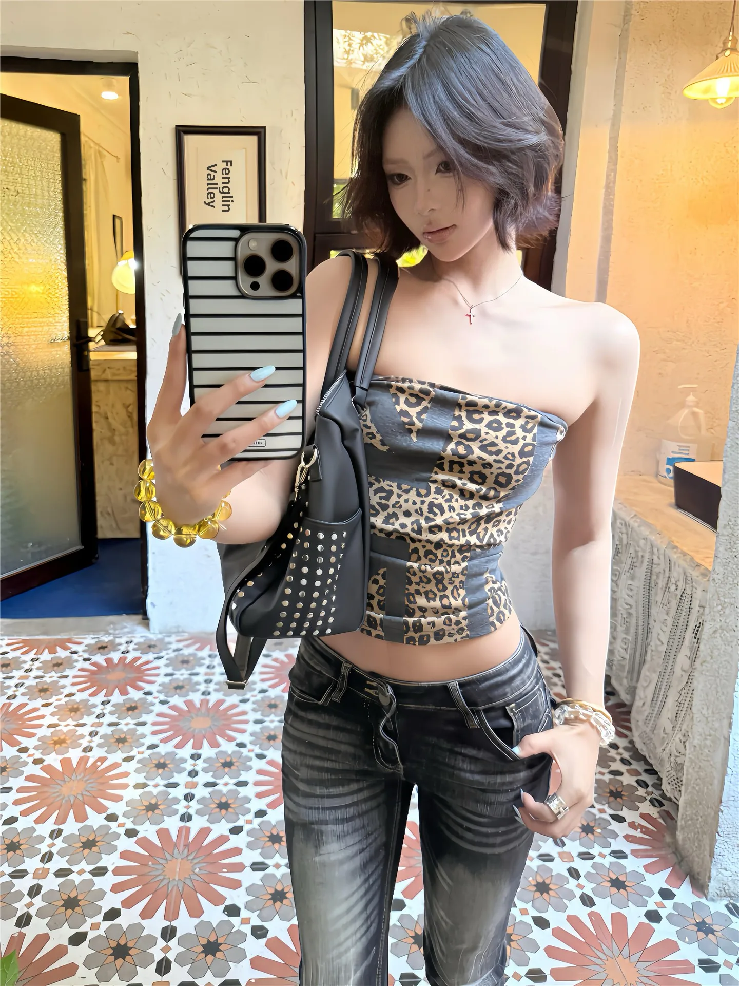 American Retro Hot Girl Low Waist Bell Bottom Jeans Women's Summer Slimming Long Straight Leg Cotton Denim Pants
American Retro Hot Girl Low Waist Bell Bottom Jeans Women's Summer Slimming Long Straight Leg Cotton Denim Pants