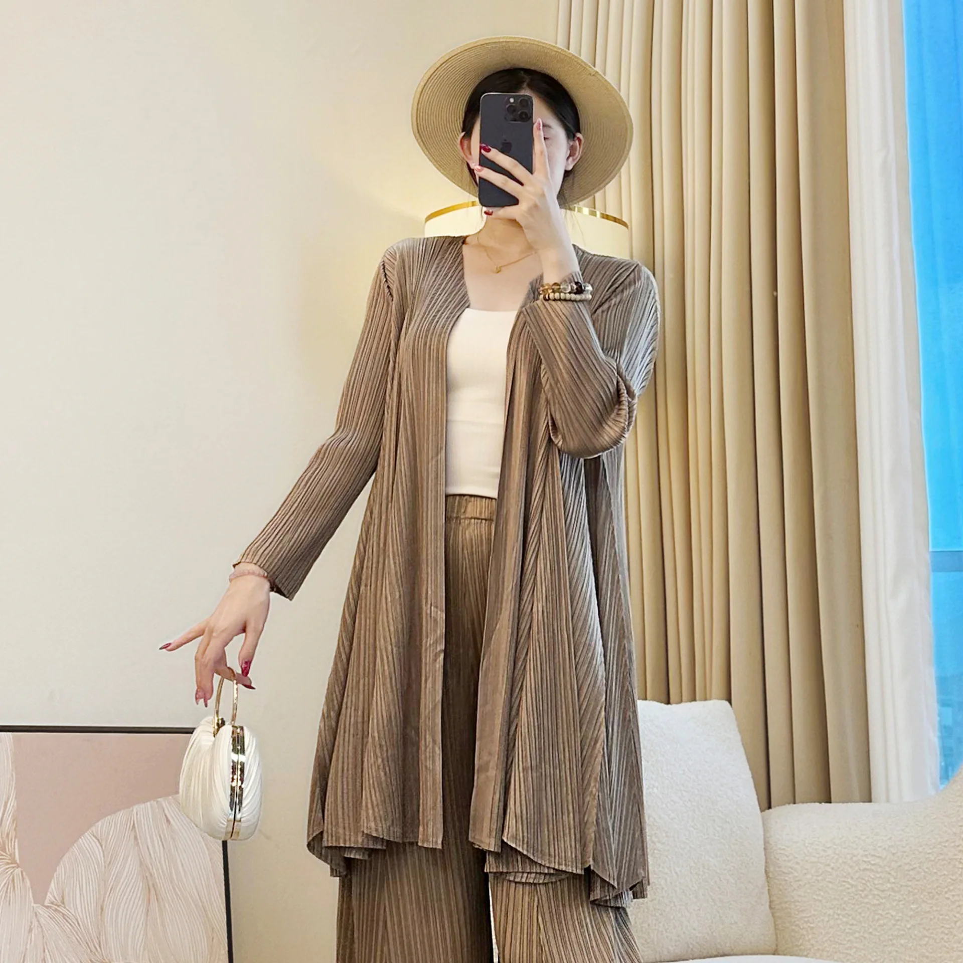Cross-Border Women Stylish Olive Green Pleated Jacket Long Sleeve Open-Front Jacket Fashion Loose-Fit Top Daily Office Wear
Cross-Border Women Stylish Olive Green Pleated Jacket Long Sleeve Open-Front Jacket Fashion Loose-Fit Top Daily Office Wear