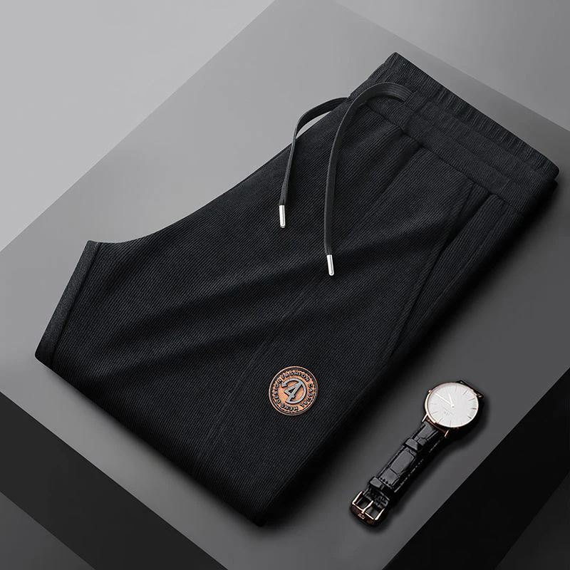 Мужские повседневные брюки из вельвета Thiened Fce, осенне-зимние, молодежные, длинные, свободного кроя, со средней низкой посадкой, с деталями
Мужские повседневные брюки из вельвета Thiened Fce, осенне-зимние, молодежные, длинные, свободного кроя, со средней низкой посадкой, с деталями