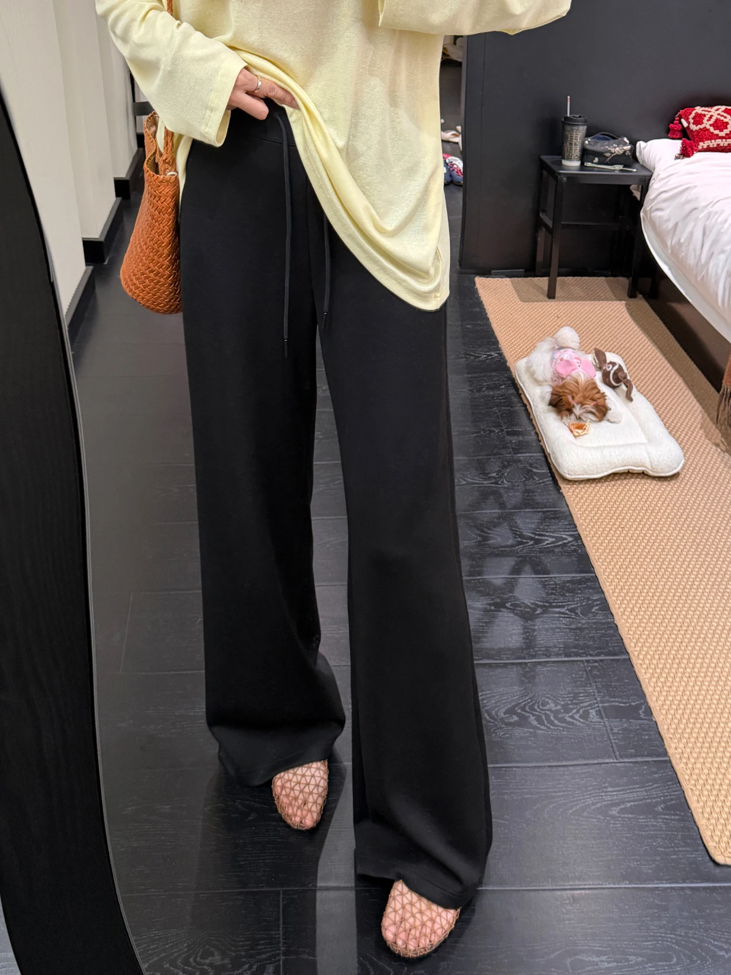 Black Soft Air Cartoon Pants High Waist Flared Casual Trousers Korean Style Polyester Fiber Ladies Summer Commute Pants
Black Soft Air Cartoon Pants High Waist Flared Casual Trousers Korean Style Polyester Fiber Ladies Summer Commute Pants