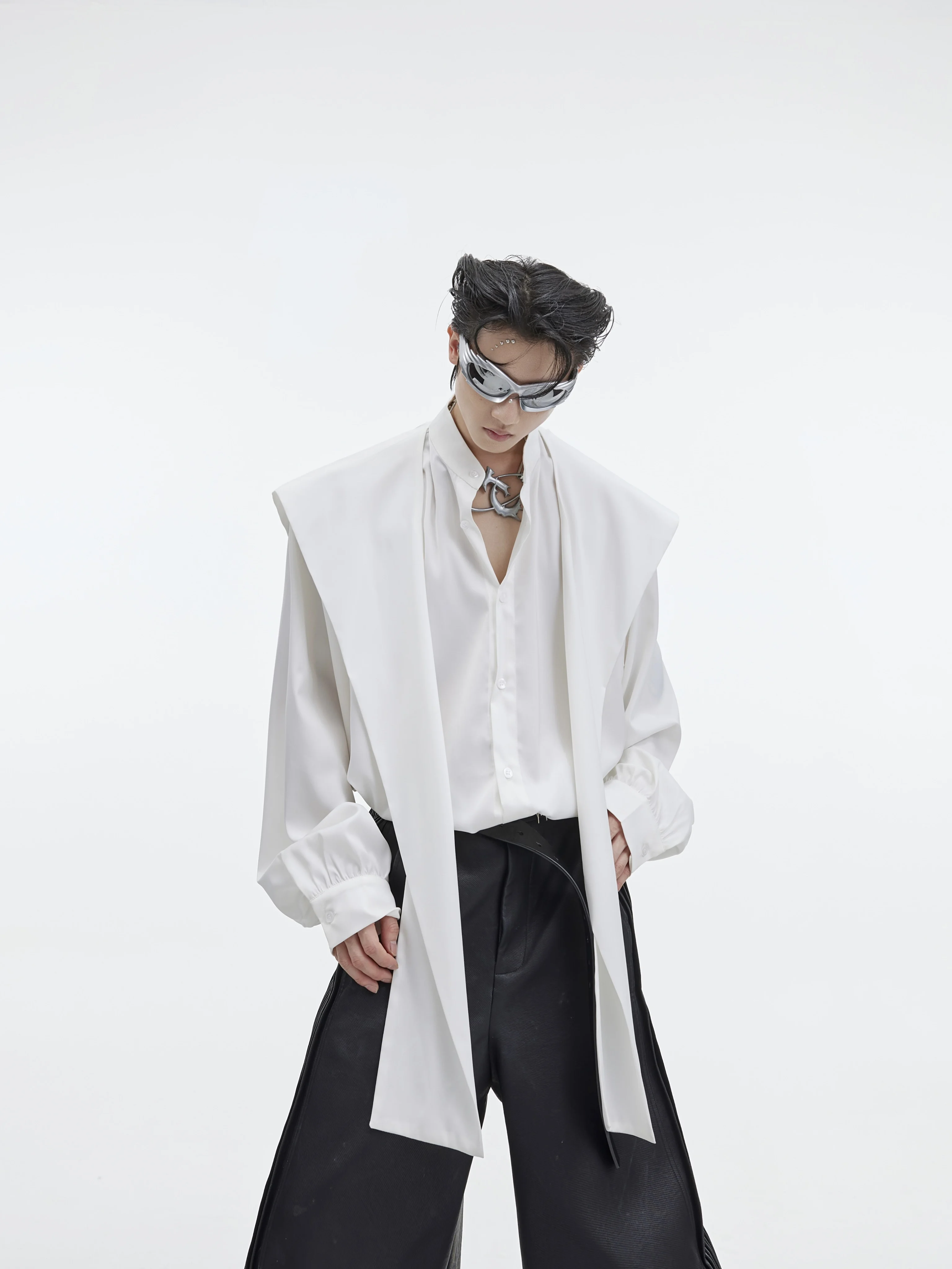 Ice Silk Long Sleeve Hooded Shirt Shoulder Open Cardigan Men's Loose Fit Pure Color Casual Breathable V-Neck Button Placket
Ice Silk Long Sleeve Hooded Shirt Shoulder Open Cardigan Men's Loose Fit Pure Color Casual Breathable V-Neck Button Placket