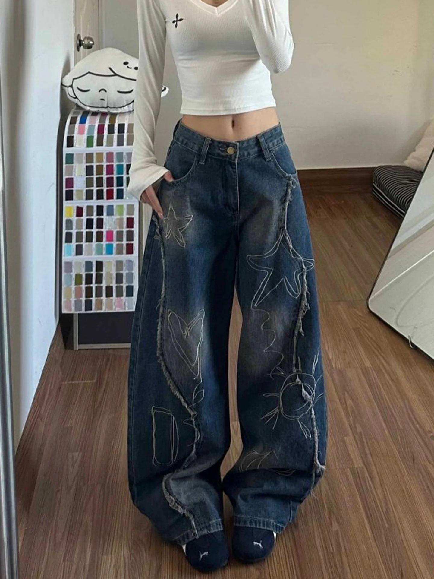 American High Street Embroidered Frayed Knife Denim Pants Women's Loose Slim Wide Leg Jeans Spring New Style Vintage Blue
American High Street Embroidered Frayed Knife Denim Pants Women's Loose Slim Wide Leg Jeans Spring New Style Vintage Blue