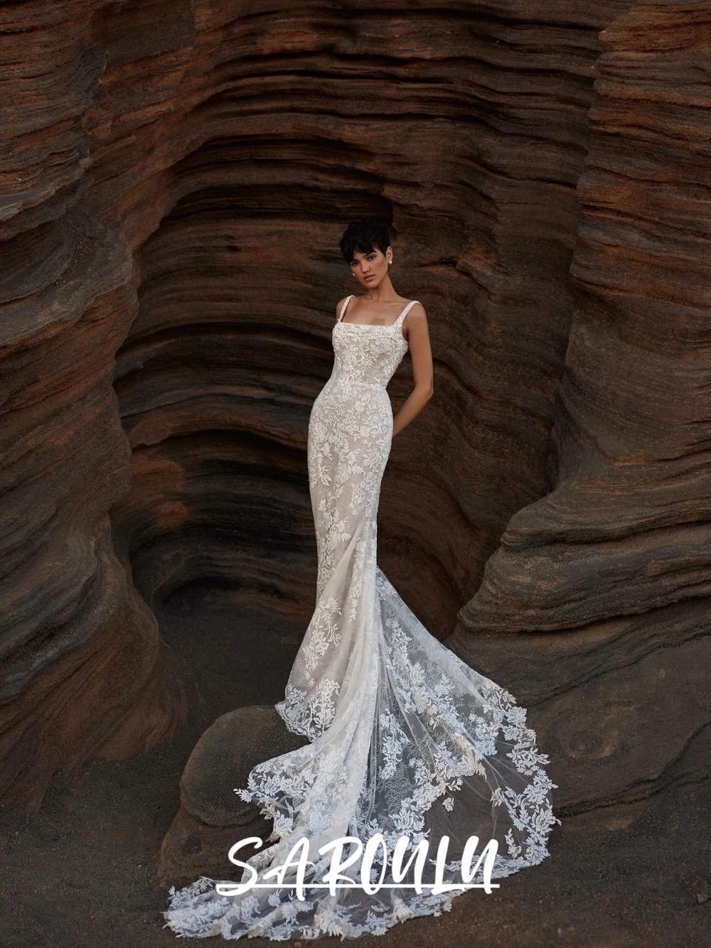 Classy Square Neckline Lace Wedding Dress Stunning Mermaid Appliques Pearls Bridal Gown Beaded Sheer 2 in 1 Bride Wear 
Classy Square Neckline Lace Wedding Dress Stunning Mermaid Appliques Pearls Bridal Gown Beaded Sheer 2 in 1 Bride Wear