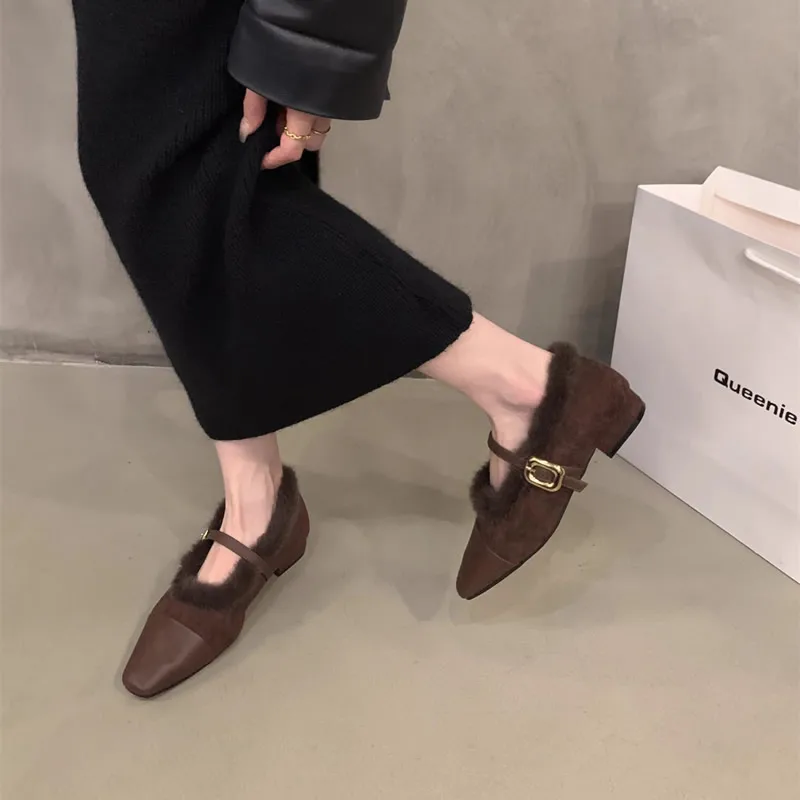 Loafers Fur Shoes Woman Comfortable And Elegant Modis Female Footwear Casual Sneaker On Heels 2025 Dress New Winter Mary Janes
Loafers Fur Shoes Woman Comfortable And Elegant Modis Female Footwear Casual Sneaker On Heels 2025 Dress New Winter Mary Janes